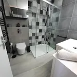 Entire Ground Floor In Beautiful * Saint-Raphaël