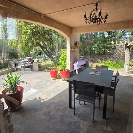 Entire Ground Floor In Beautiful *