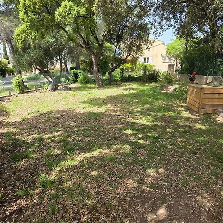 Nyaraló Entire Ground Floor In Beautiful