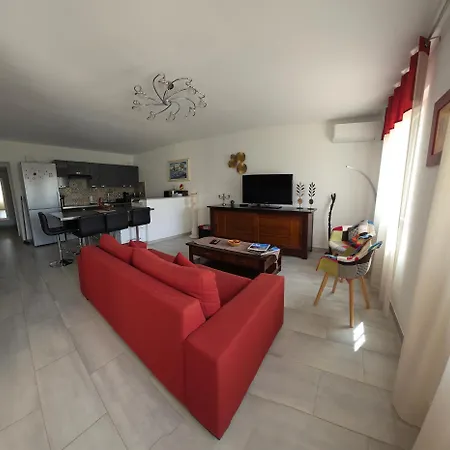 Holiday home Entire Ground Floor In Beautiful *