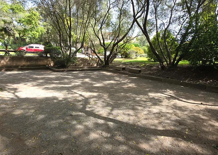 Entire Ground Floor In Beautiful *