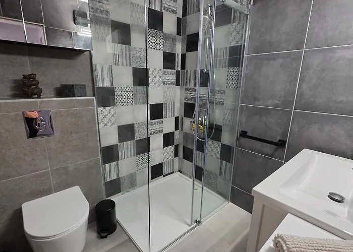 Сasa de vacaciones Entire Ground Floor In Beautiful *